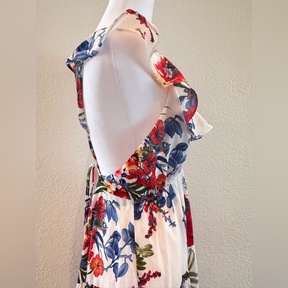 L Love Floral V-Neck Open Tie-Back Maxi Dress – Size Medium - Picture 11 of 15